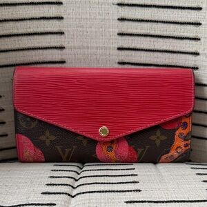 Louis Vuitton monogram and Epi wallet